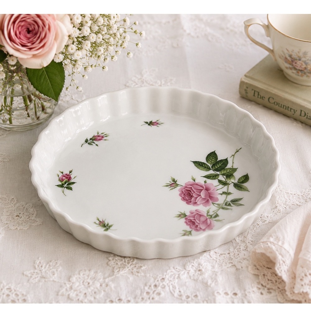 Christineholm‎ Porcelain Quiche Tart Pan Pink Rose Fluted 9.25 Inch Round